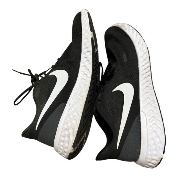 Nike Revolution 5 Black Running Shoes Sneakers Size 10.5W - Picture 4 of 8
